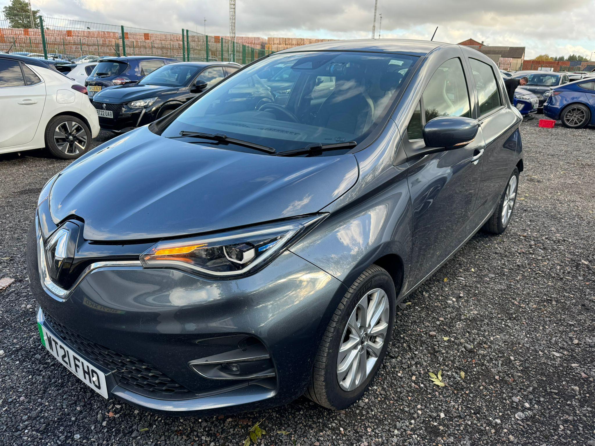 Used Renault Zoe R135 EV50 52kWh Iconic Hatchback 5dr Electric Auto (Rapid Charge) (134 bhp)